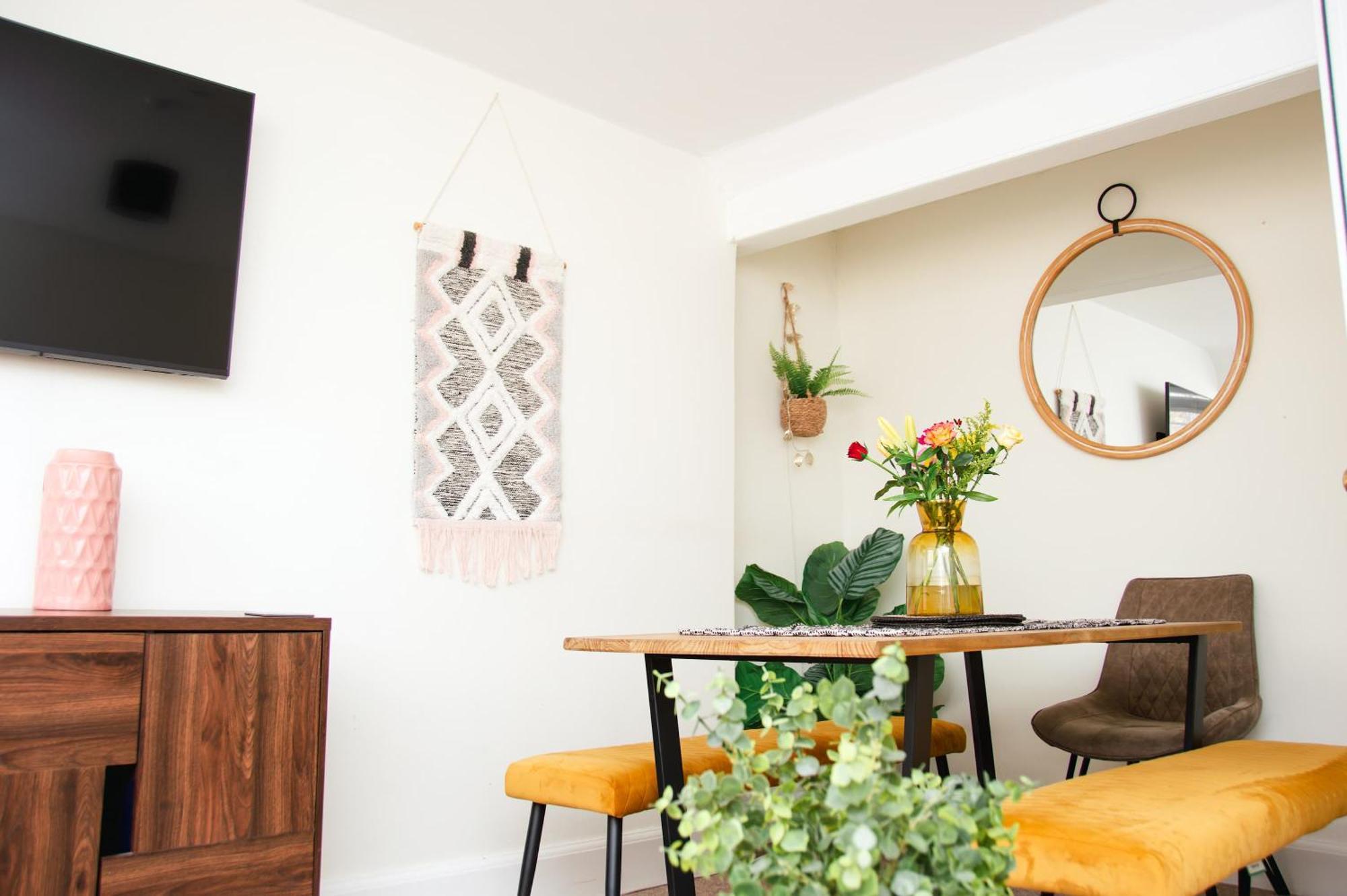 Beautiful Character 3 Bed City Centre Apartment Bath Exterior photo