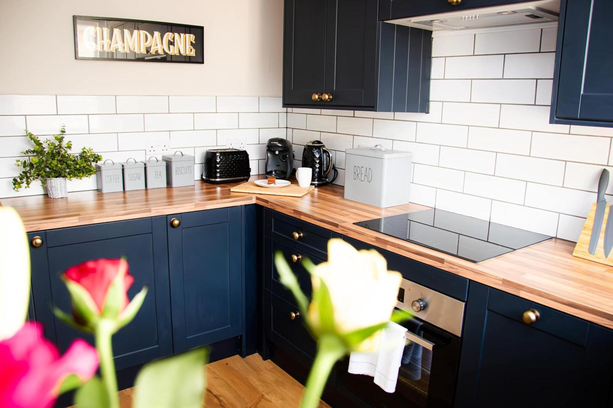 Beautiful Character 3 Bed City Centre Apartment Bath Exterior photo