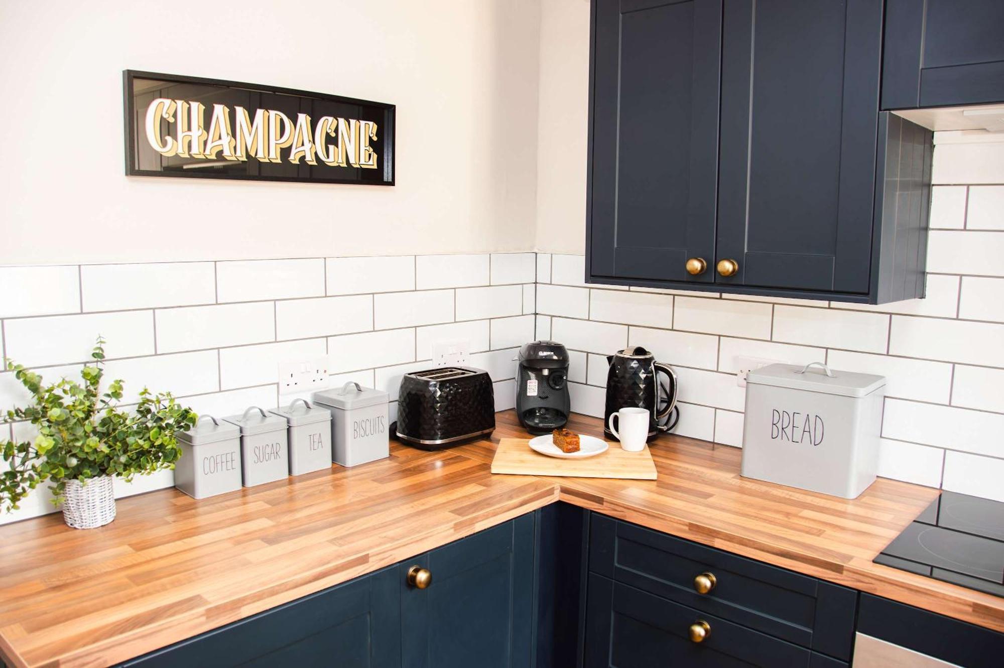 Beautiful Character 3 Bed City Centre Apartment Bath Exterior photo